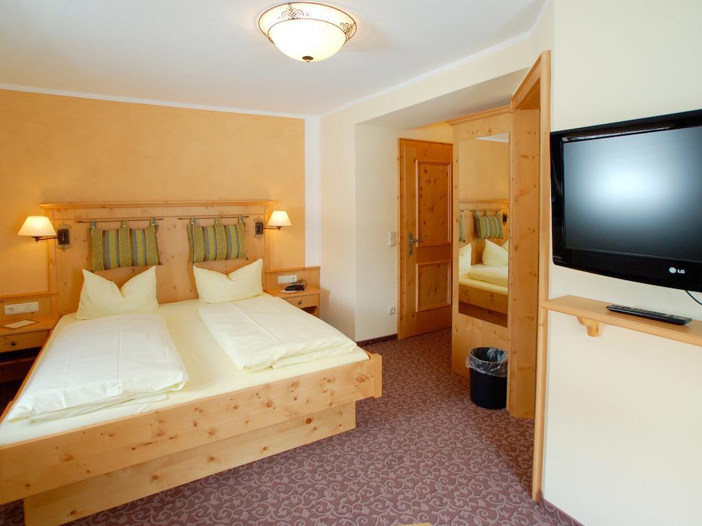 Hotel Gebirgshaeusl Engedey Szoba fotó